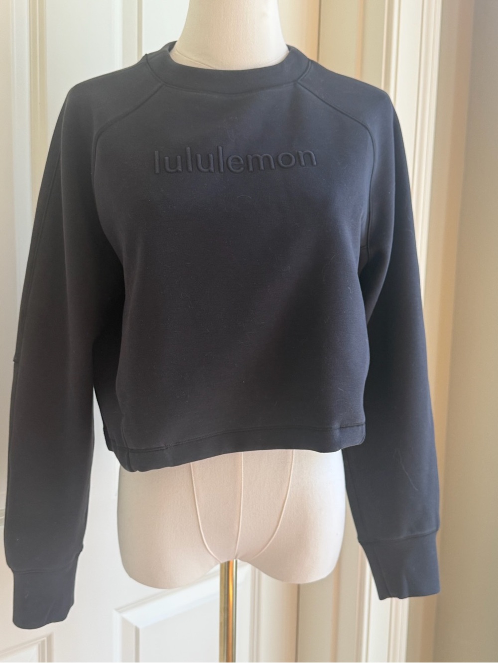 lululemon athletica Black Cropped Crewneck Sweatshirt